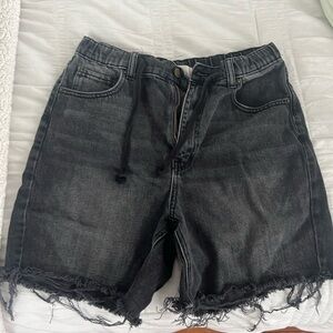 urban outfitters black medium shorts